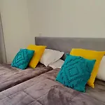 Casinha Dos Carris 발렌사