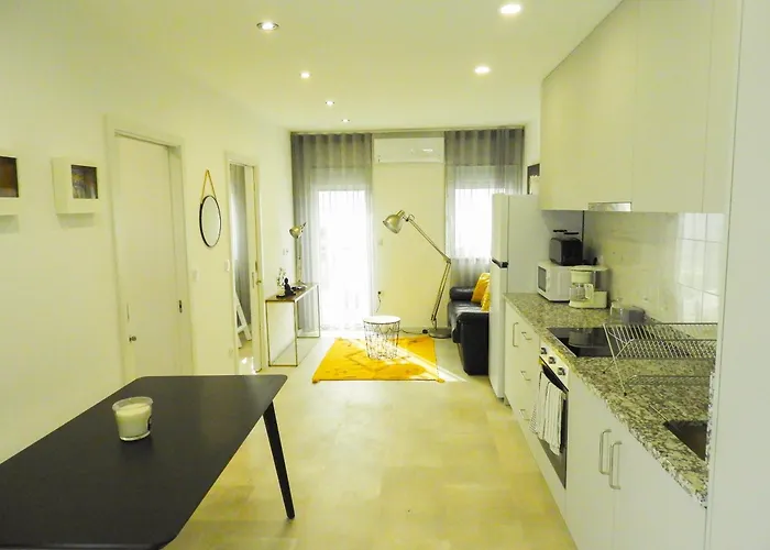 Casinha Dos Carris Casa de Férias Valenca