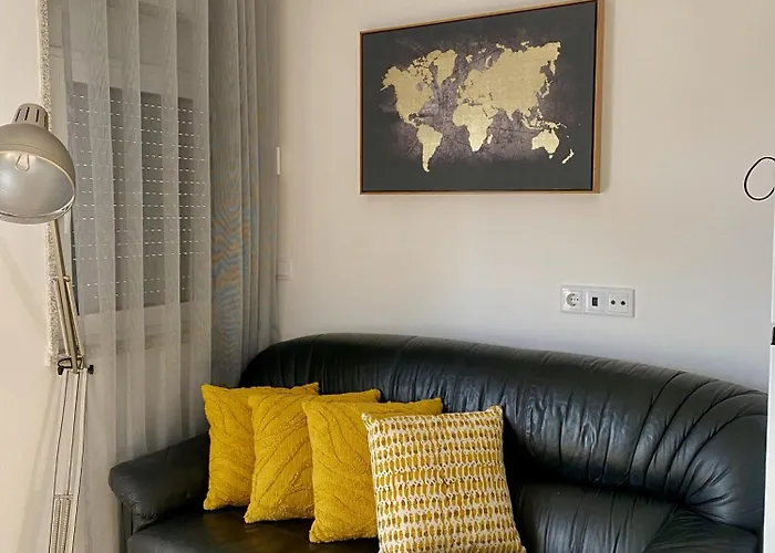 Casinha Dos Carris Casa de Férias Valenca